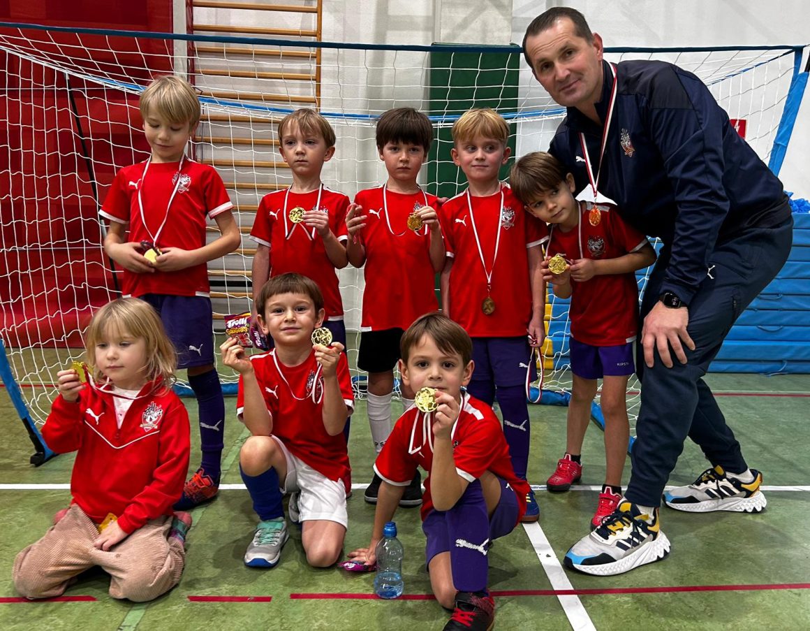 🏆⚽ Mikołajkowy Festiwal Piłki Nożnej w Mysiadle ⚽🎅 🏆⚽ Mikołajkowy Festiwal Piłki Nożnej w Mysiadle ⚽🎅